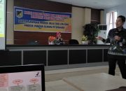 Kepala Balai POM Palu Paparkan Proses Perolehan Izin di Bimtek Produk Halal