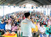 Kampanye BERANI di Palasa, Ribuan Warga Sambut Paslon Anwar-Reny