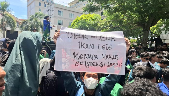 Ini 8 Tuntutan Mahasiswa di Palu Dalam Aksi #IndonesiaGelap