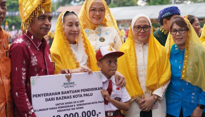 Wakil Wali Kota Palu Pimpin Upacara Hardiknas 2025: Tekankan Pendidikan Bermutu untuk Semua