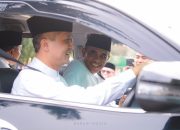 Tanpa Sopir, Menteri Transmigrasi Nyetir Sendiri Didampingi Gubernur Anwar Hafid