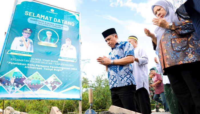 Gubernur dan Wagub Letakkan Batu Pertama Pembangunan MDA Alkhairaat di Tompe Bugis