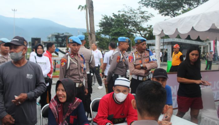 Semarak Baksos Sambut Hari Bhayangkara ke-79 Polda Sulteng di Area Car Free Day Palu