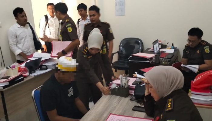 Polda Sulteng Serahkan 2 Tersangka Specialis Curanmor Kepada Kejari Sigi
