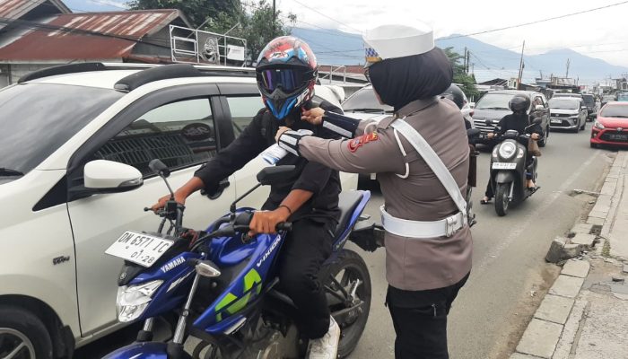 Tidak Menggunakan Helm SNI dan Sabuk Pengaman Dominasi Hari Kedua Pelanggaran Operasi Patuh Tinombala 2025