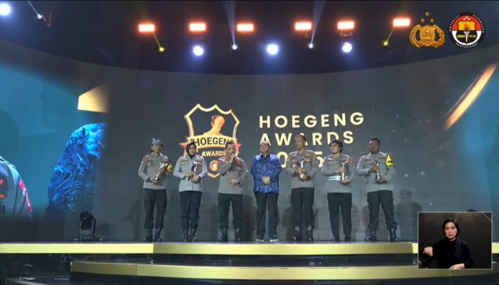 Kepala SPN Polda Sulteng dan Bhabinkamtibmas Banawa Selatan Raih Penghargaan Hoegeng Awards 2025