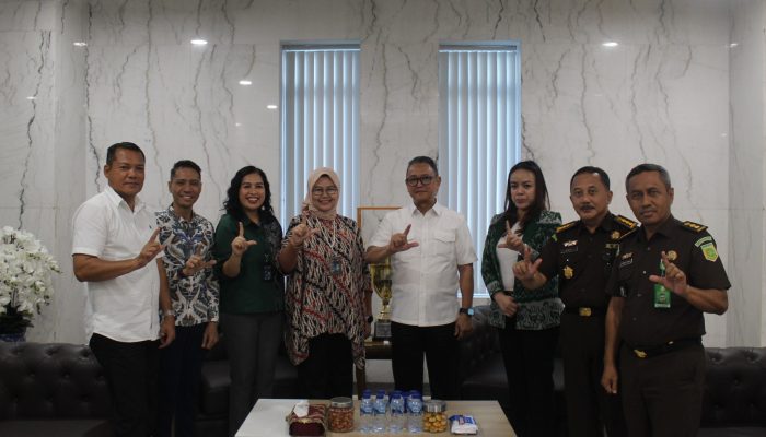 Kajati Sulteng Terima Audiensi Bank Mandiri, Bahas Sinergi Penyelesaian Hukum Sektor Perbankan