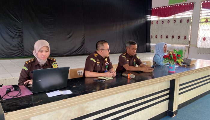 Jangan Asal Posting! Jaksa Ingatkan Sanksi Hukum di Medsos ke Pelajar MAN 1 Palu