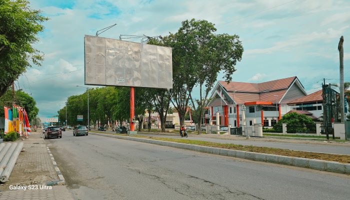 Jalur Dua Palu Bakal Lebih Rapi! Kabel Bawah Tanah dan Reklame Akan Ditata