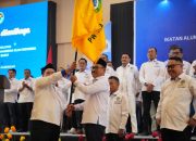 Suhardi Duka Dilantik Jadi Ketua IKA PMII Sulbar, Kenang Perjalanan Sejak 1982