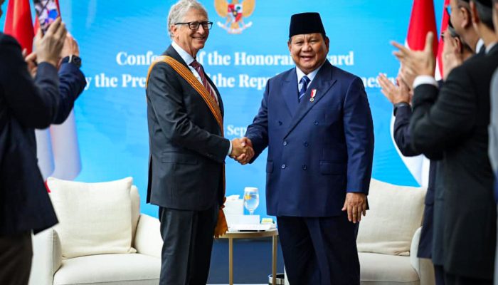 Bill Gates Dianugerahi Bintang Jasa oleh Presiden Prabowo, Ini Deretan Jasanya untuk Indonesia