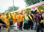 Gubernur dan Wagub Sulteng Disambut Adat pada Upacara HUT ke-47 Kota Palu
