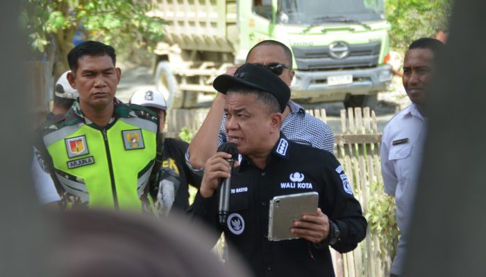 Wali Kota Palu Temui Warga Watusampu, Respons Cepat Aksi Protes Dampak Galian C