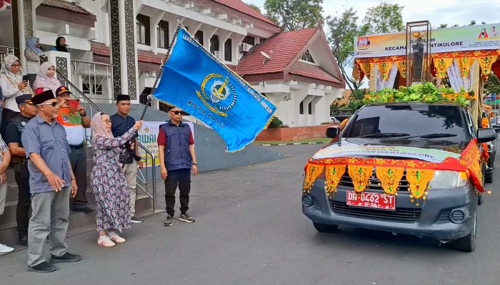 Wakil Wali Kota Palu Lepas Peserta Pawai Ta’aruf MTQ ke-28