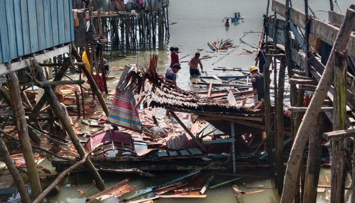 Angin Kencang di Buol Robohkan Rumah Warga dan Lukai Satu Orang