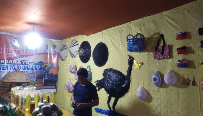 Semarak Peringatan HUT Touna ke-22, Stand Kecamatan Togean Tampilkan Ragam Produk Unggulan Daerah