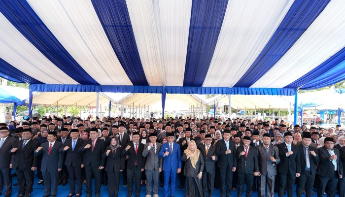 Gubernur Anwar Hafid Lantik 389 Pejabat Pemprov Sulteng