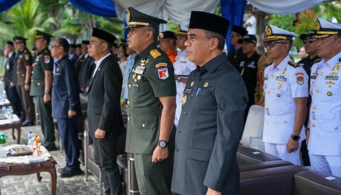 Gubernur Anwar Hafid Hadiri Sertijab Danlanal Palu