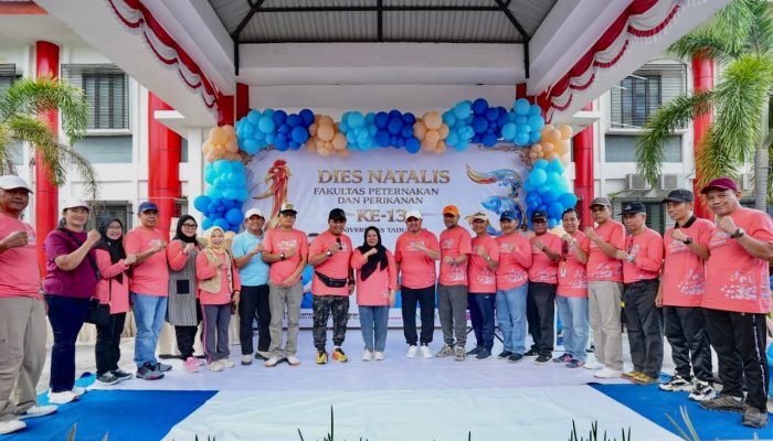Wagub Sulteng Ajak Hidup Sehat Lewat Fun Walk Dies Natalis Fapetkan Untad