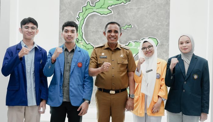 Di Tengah Efisiensi Anggaran Nasional, Anwar Hafid Sukses Jalankan Beasiswa BERANI Cerdas
