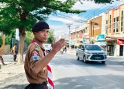 Saka Bhayangkara Polresta Palu Turun Atur Lalu Lintas di Simpang Undata