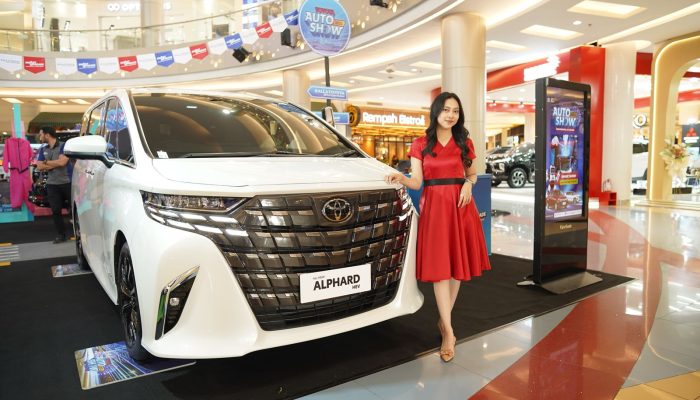 Mobil Hybrid Jadi Pilihan Utama Keluarga Indonesia, Toyota Terdepan