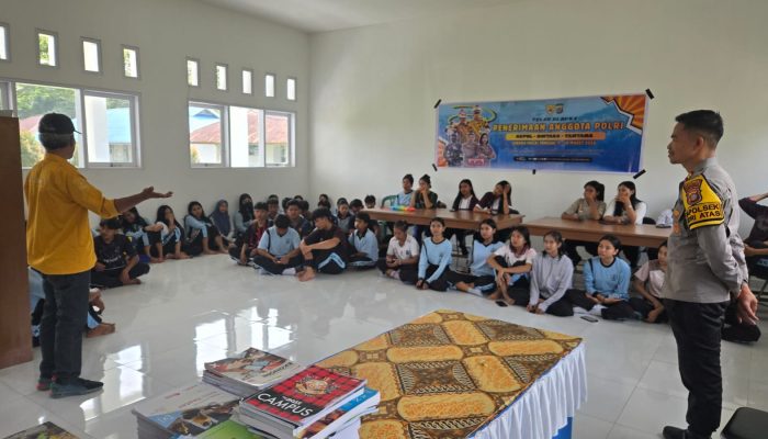 Kapolsek Mori Atas Sosialisasikan Rekrutmen Polri 2026 ke Siswa SMA