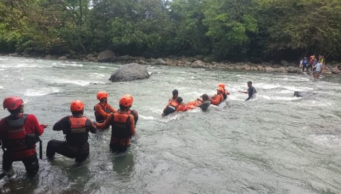 Dua Wisatawan Terseret Air Bah di Sungai Kalimborang Ditemukan Meninggal