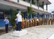 Kepala BPMP Sulteng Jadi Pembina Upacara di SMPN 14 Palu