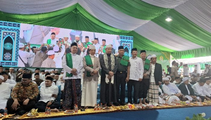 Haul ke-58 Guru Tua di Palu Dihadiri Sejumlah Menteri dan Puluhan Ribu Jemaah