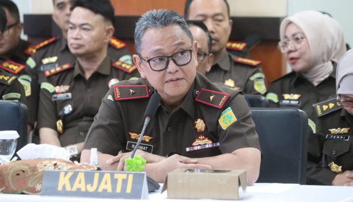 9 Bulan Menjabat, Kajati Nuzul Rahmat Bongkar 11 Kasus Korupsi dan Selamatkan Kerugian Negara Rp27 Miliar