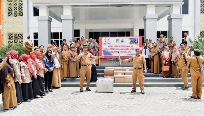Pemkab Tojo Una-Una Musnahkan 3.604 Berkas Arsip Kedaluwarsa