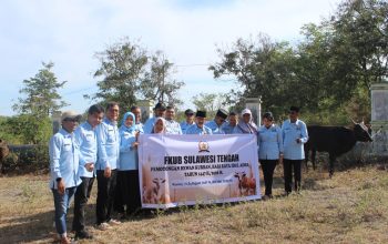 Tokoh Lintas Agama Bersatu di Iduladha, FKUB Sulteng Salurkan Tiga Sapi Kurban