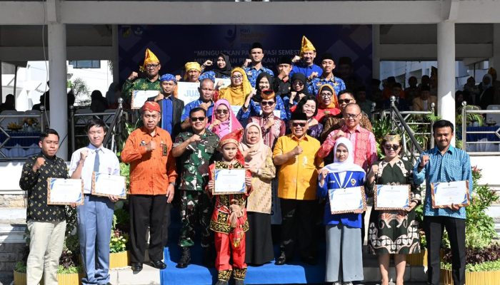 Wagub Reny Pimpin Upacara Hardiknas Sulteng, Soroti Kualitas Guru dan Sekolah