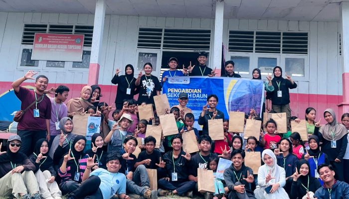 Sekolah Daun Hadir di Pedalaman Sigi, Relawan Tempuh 8 Jam Demi Literasi Anak