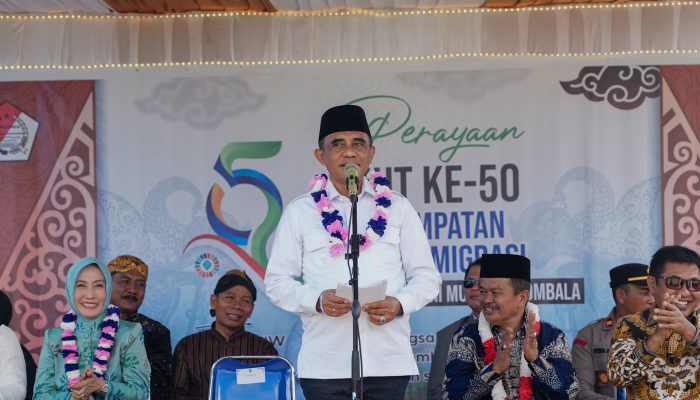 Hadiri HUT Emas Transmigrasi Tinombala, Gubernur Anwar Hafid Paparkan Program Berani