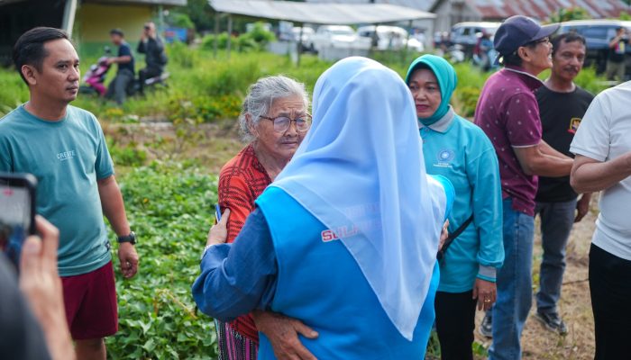 Pastikan Penanganan Cepat, Wagub Sulteng Sambangi Korban Gempa di Sigi dan Palu