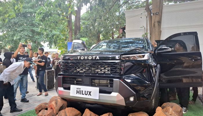 Kalla Toyota Luncurkan New Hilux di Palu, Hadirkan Generasi Ke-9 dengan Beragam Pembaruan