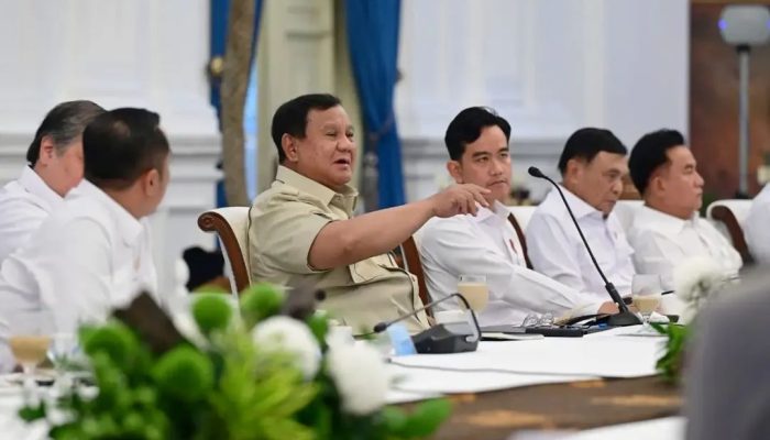 Prabowo: Seluruh Bantuan Pemerintah Akan Disalurkan Lewat Koperasi Merah Putih