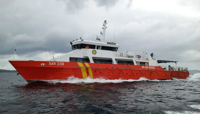 KN SAR Bhisma Dikerahkan Cari Speed Boat Hilang Kontak di Perairan Teluk Tomini