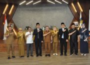 Wali Kota Palu Lantik Dewan Pengawas dan Direktur Utama Perumda Kota Palu