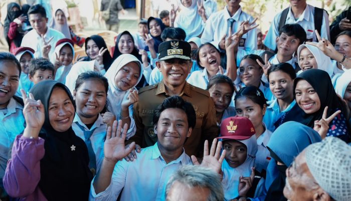 Anwar Hafid Kunjungi Desa Mire, Pastikan Pembangunan Menjangkau Semua Wilayah
