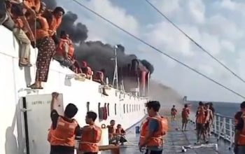 Kapal Mutiara Sentosa 2 rute Surabaya-Makassar Terbakar di Laut Jawa