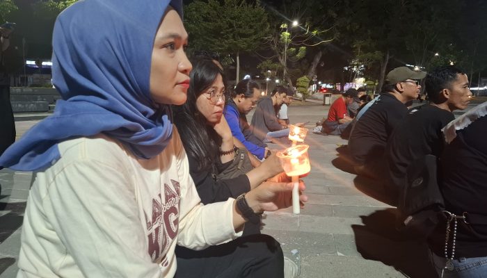 Wartawan di Palu Gelar Doa Bersama untuk Lima Jurnalis yang Hilang Saat Liputan Erupsi Anak Krakatau