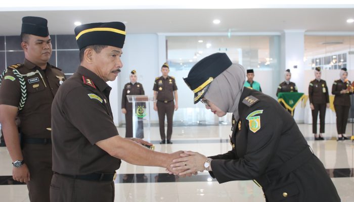 Rosdianah HK Dilantik Jadi Koordinator Kejati Sulteng,