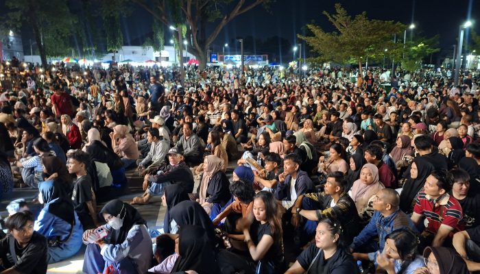 Ribuan Warga Padati Lapangan Vatulemo, Moving In Action Festival Resmi Dibuka