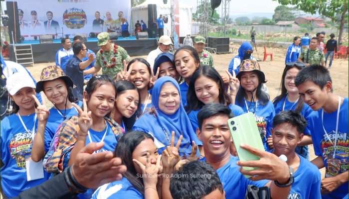 Ratusan Pemuda Ikuti Kemah Berani di Tentena, Wagub Reny Serukan Persatuan