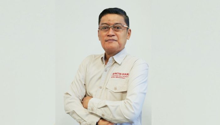 Dekan FH Untad Terpilih Aklamasi sebagai Ketua APHTN-HAN Sulteng