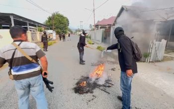 Penggerebekan Narkoba di Kayumalue Memanas, Polisi Amankan Tujuh Orang